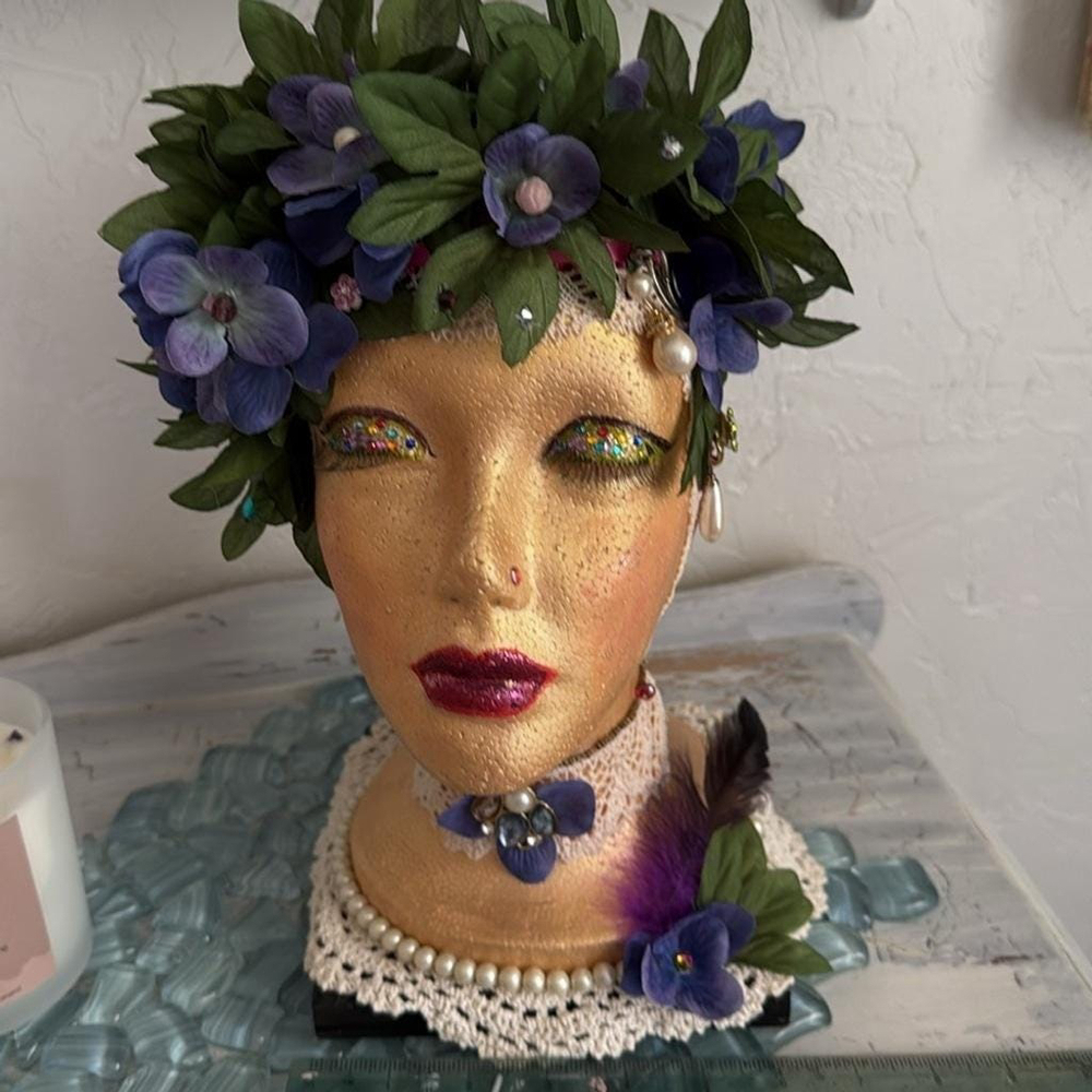 Floral Gold Mannequin Head Planter Large - Picture 9 of 10